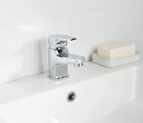 Bristan Niva Basin Mixer with Clicker Waste Chrome NVA BAS C